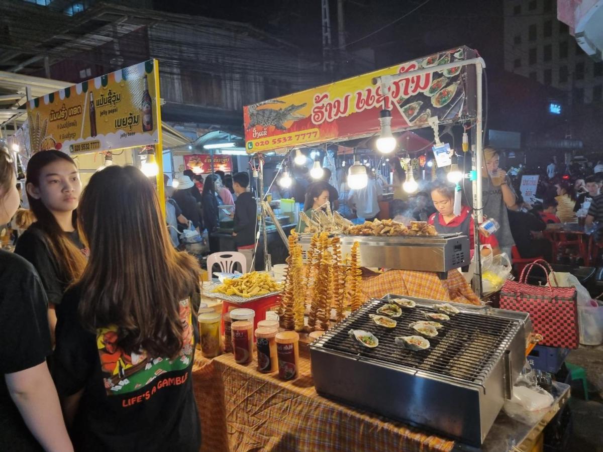Khampiane Hotel Ban Nongdouang Zewnętrze zdjęcie