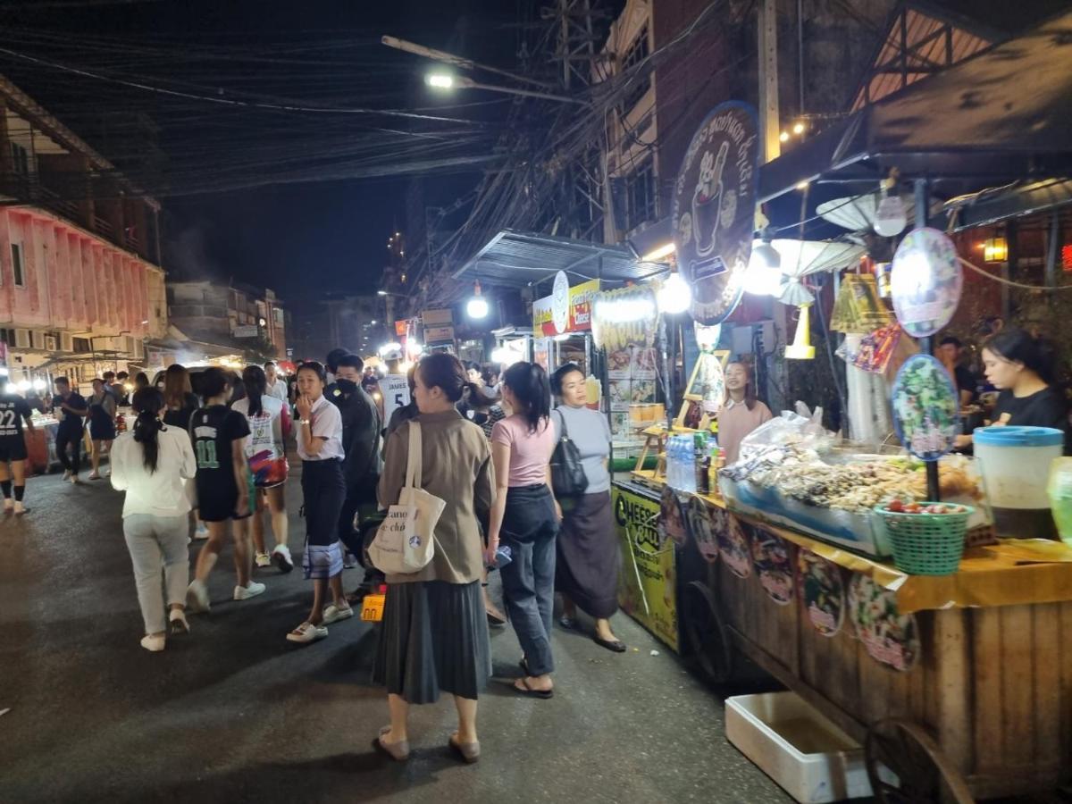 Khampiane Hotel Ban Nongdouang Zewnętrze zdjęcie